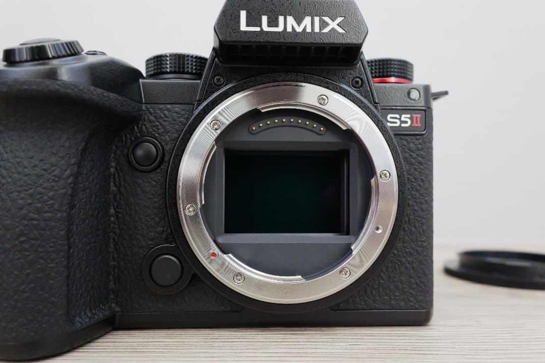 期間限定値引き中　パナソニック LUMIX DC-S5M2