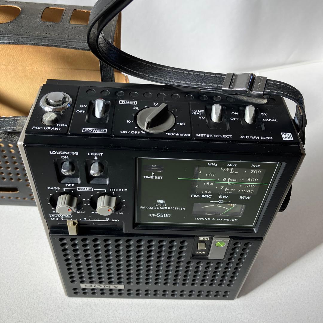 ソニーラジオ　スカイセンサー５５００　　　　完動品　カバー付き