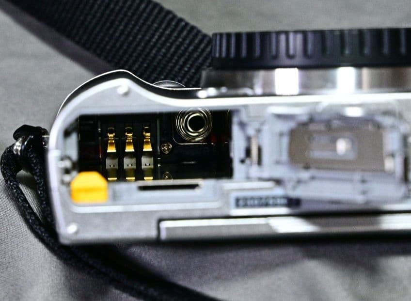 Nikon 1 J5　 　NIKKOR レンズ✕２