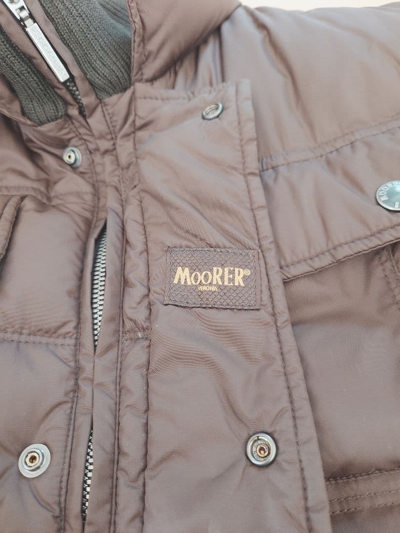 ムーレー　MooRER ダウンベスト
