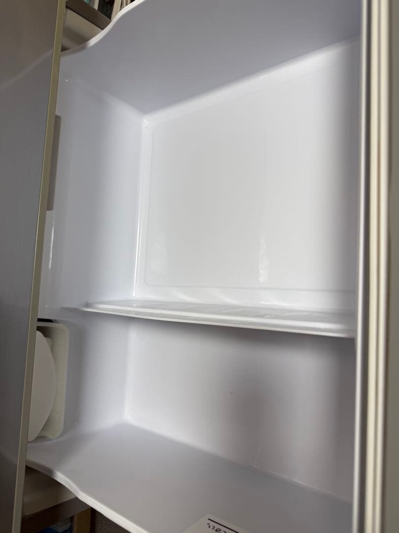 【2月末まで限定】シルバー冷蔵庫 4棚 引き出し付き