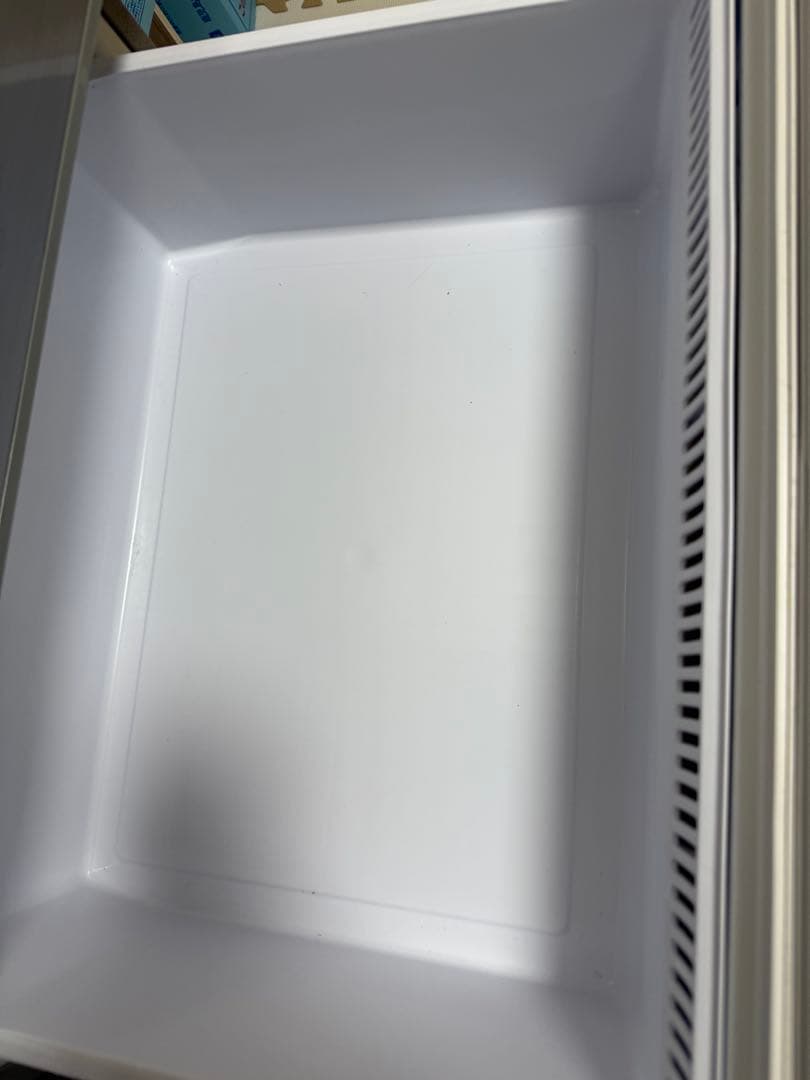 【2月末まで限定】シルバー冷蔵庫 4棚 引き出し付き