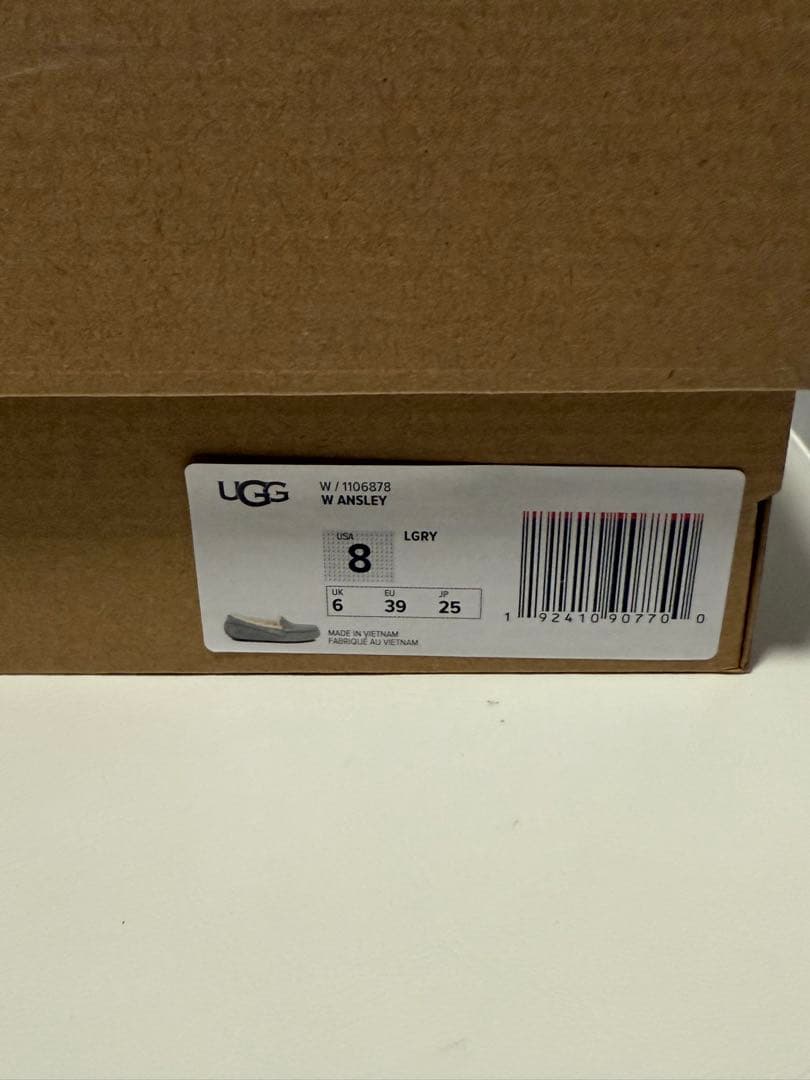 UGG W ANSLEY モカシン 8 ライトグレー【新品•今だけお値下げ❣️】