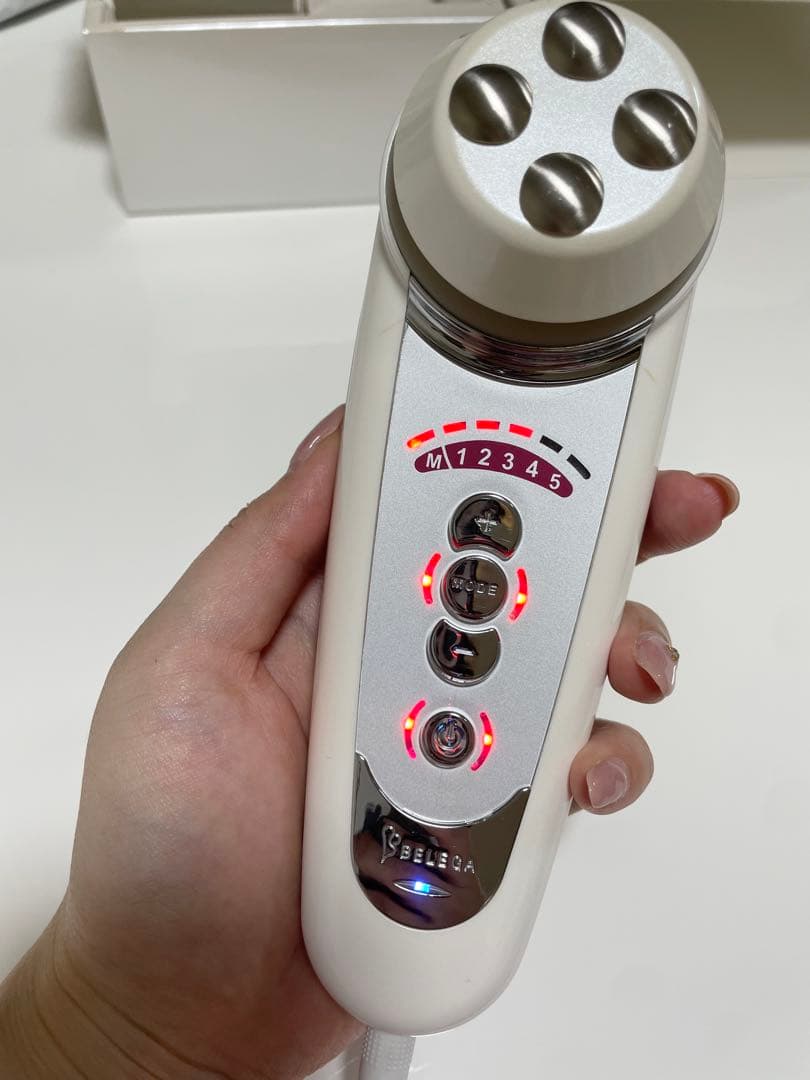 ベレガ セルキュア4Tプラス美顔器＋アコレナチュラルパフ180枚/田中みな実推奨