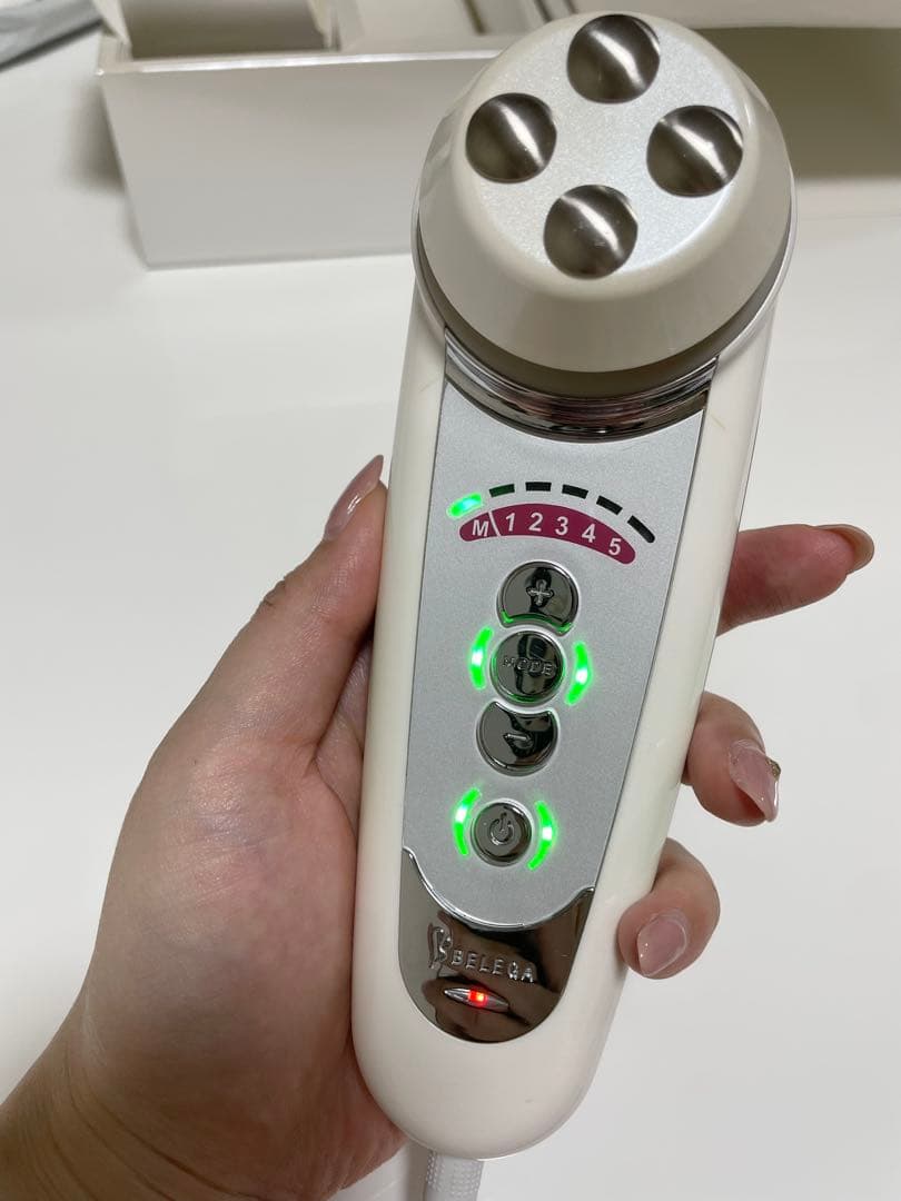 ベレガ セルキュア4Tプラス美顔器＋アコレナチュラルパフ180枚/田中みな実推奨