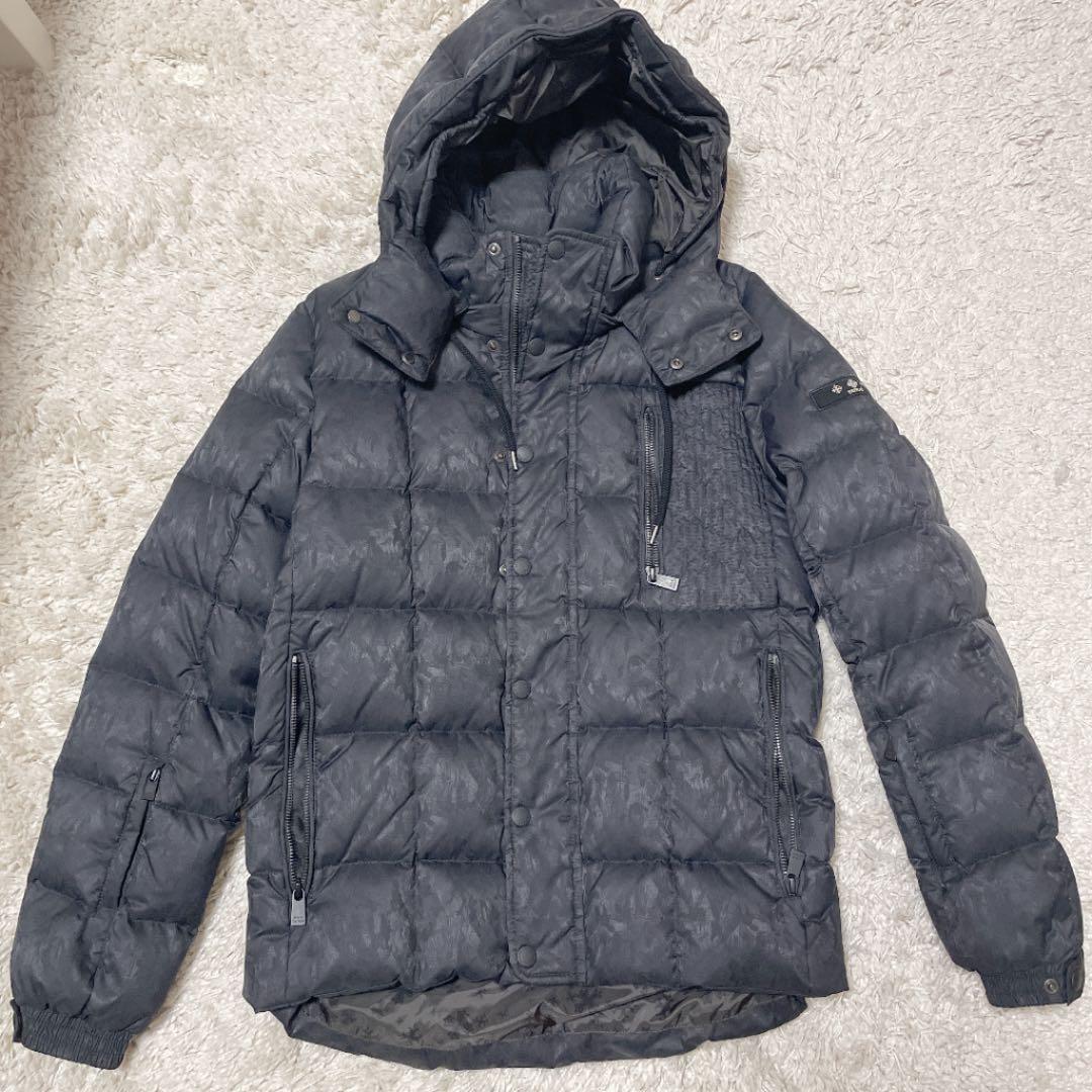 ダウンジャケット