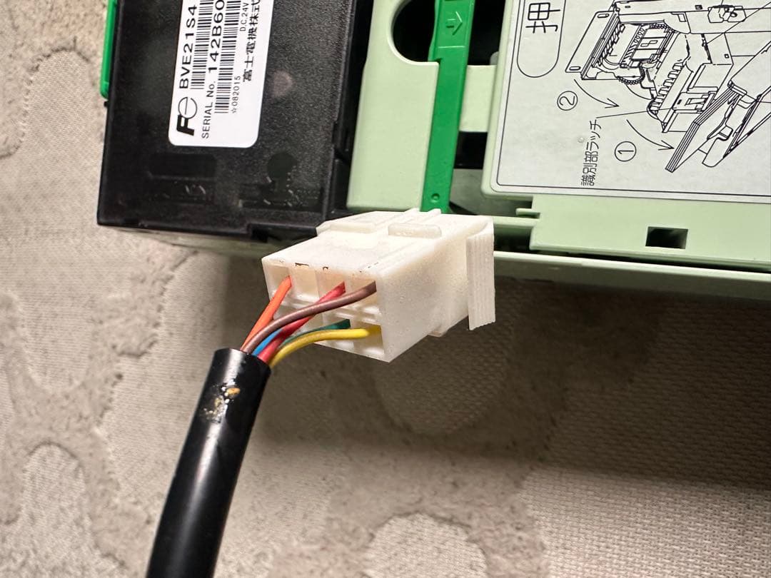 自販機ビルバリ　紙幣　　富士電機 紙幣識別機　ユニット