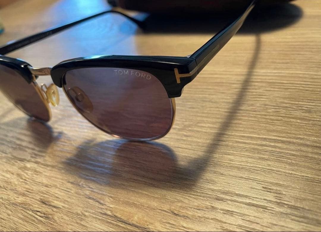 TOM FORD ブラックラウンドサングラス最終値下げ！！