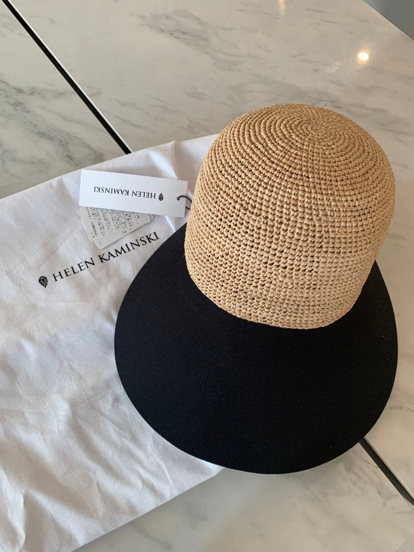 ヘレンカミンスキーHELEN KAMINSKI