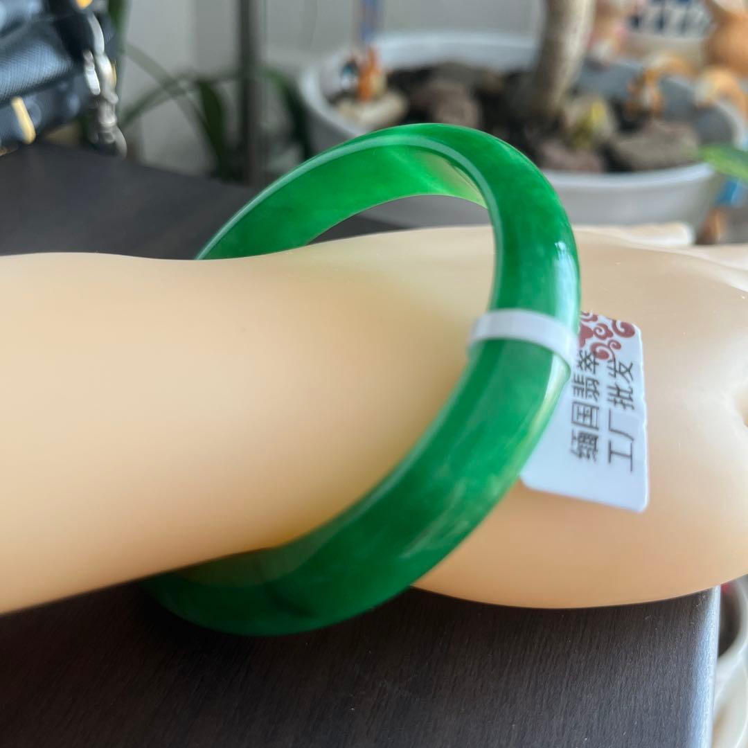 濃緑翡翠バングル