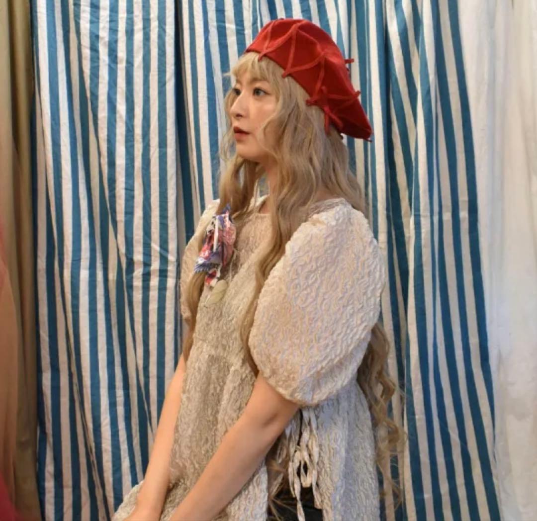 バラ色の帽子　ベレー帽　赤　BaraironoBoushi