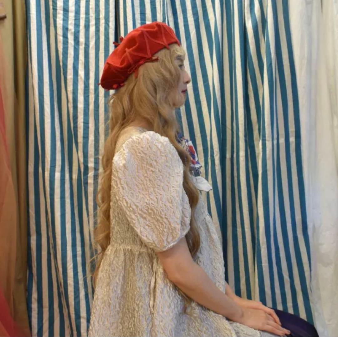 バラ色の帽子　ベレー帽　赤　BaraironoBoushi