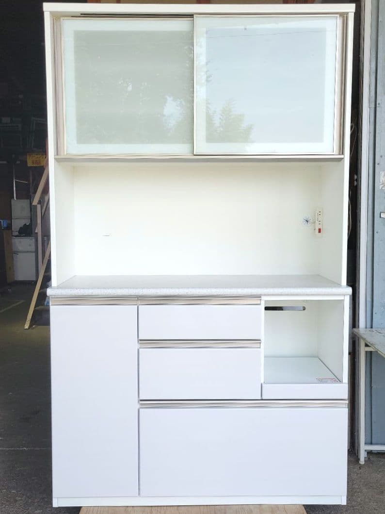 引取り限定！幅120cm キッチンボード 食器棚 アルミナ2 120KB ニトリ