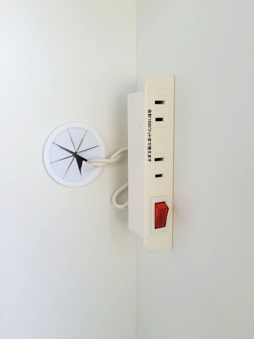 引取り限定！幅120cm キッチンボード 食器棚 アルミナ2 120KB ニトリ