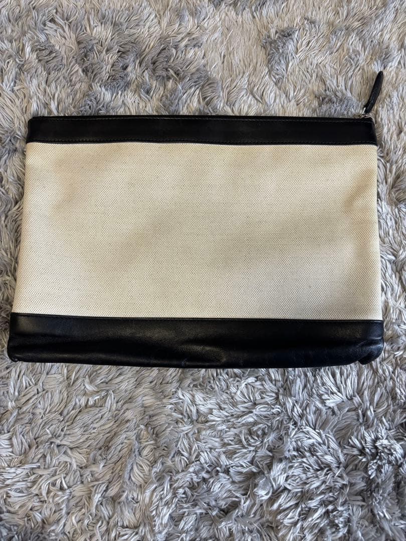 【BALENCIAGA】クラッチバッグ ベージュ