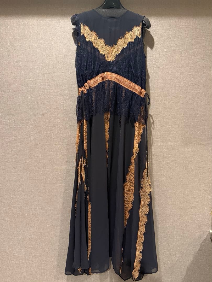 ほぼ新品FRAY I.D レーストリムフレアドレス