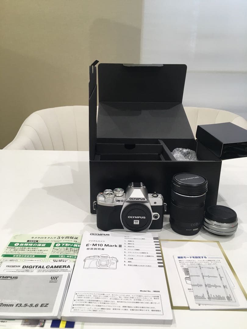 OLYMPUS OM-D E-M10 Mark Ⅲ本体レンズ TO.1647