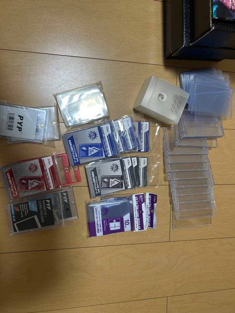 ワンピースカード　引退　マグネットローダー等すべて。コミパラ　説明文お読み下さい