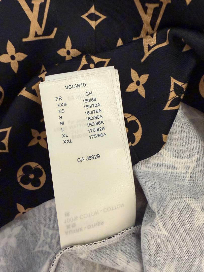 LOUIS VUITTON モノグラムTシャツ XS 極美品！