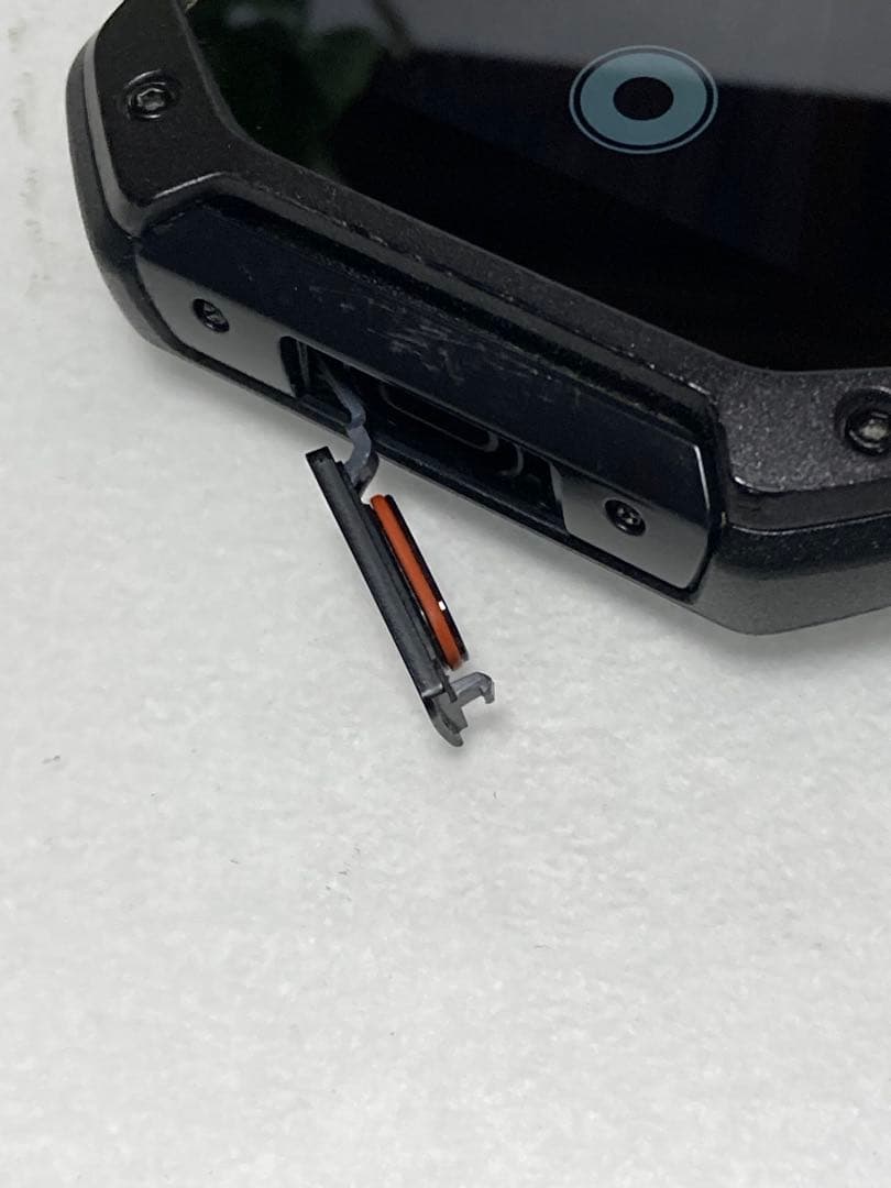 TORQUE 5G KYG01 SIMフリー au 判定◯ 液晶美品