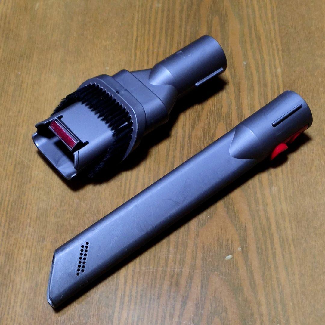 ダイソン V8SV10K 掃除機 分解清掃済み 動作品 純正バッテリー３つセット