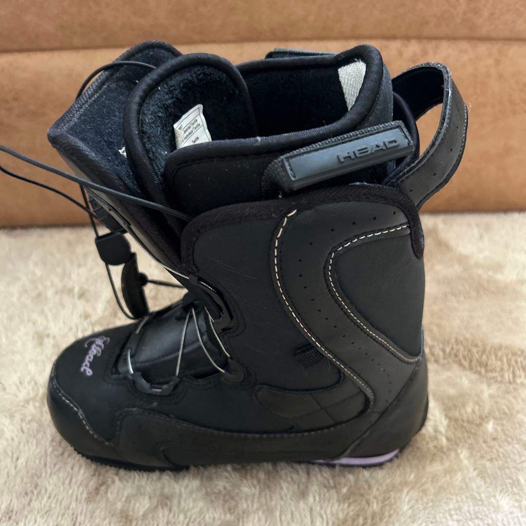 スノーボードブーツ（女性用）24cm