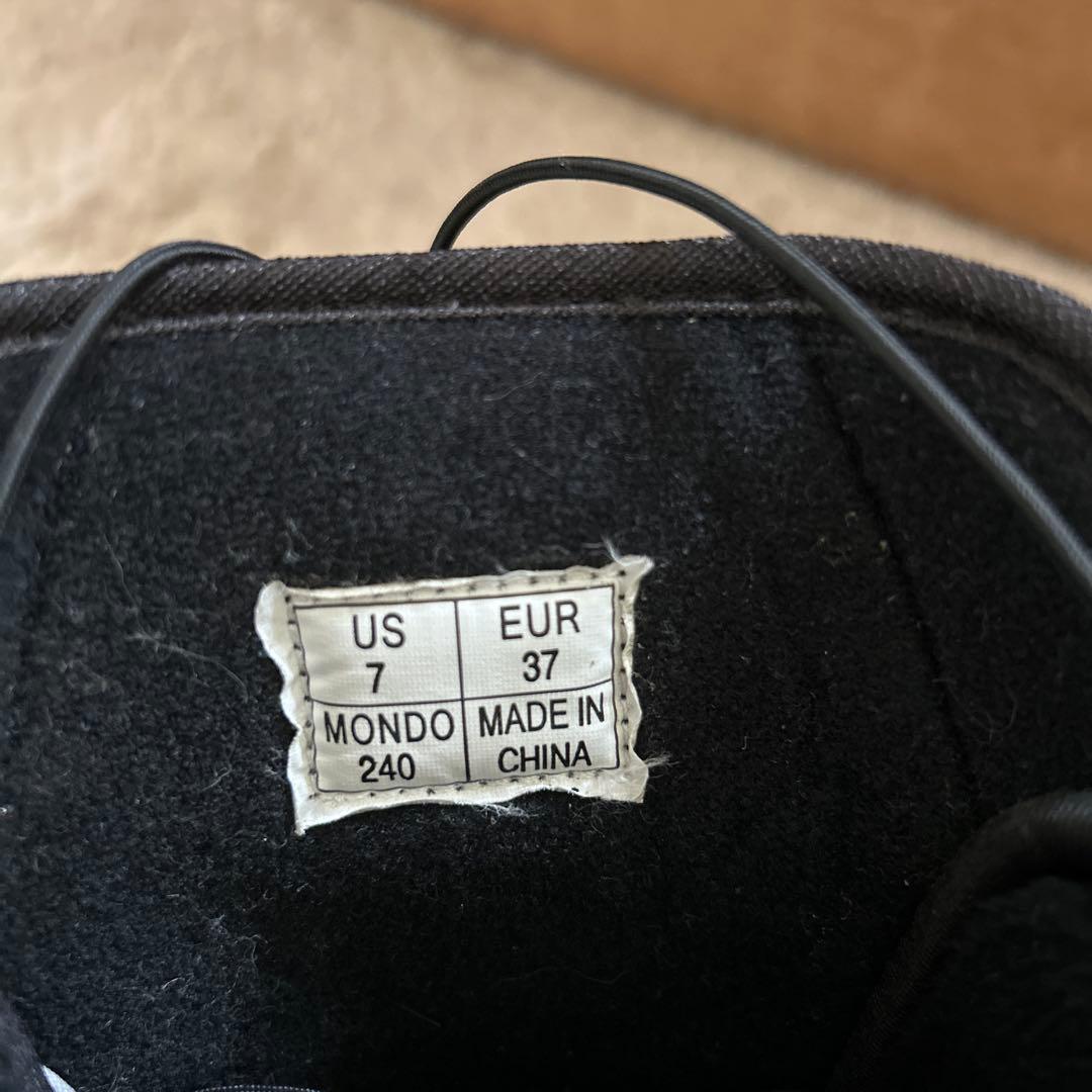 スノーボードブーツ（女性用）24cm