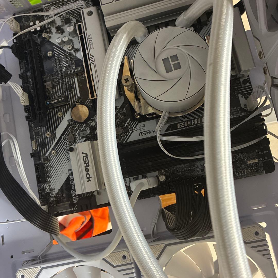 PCケース.ファン.CPUファン（Snoopi）マザボ等は関係ありません