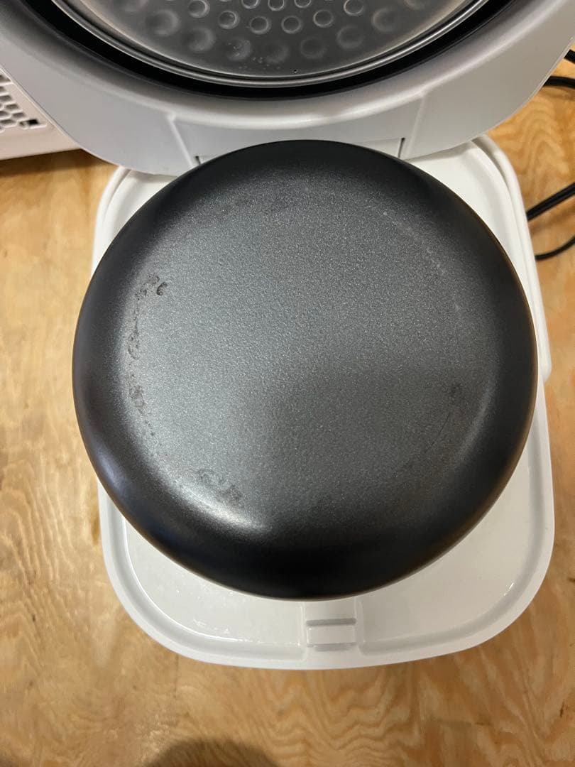 アイリスオーヤマ　マイコン炊飯器　3合　一人暮らし　エコ　ホワイト　2025年製