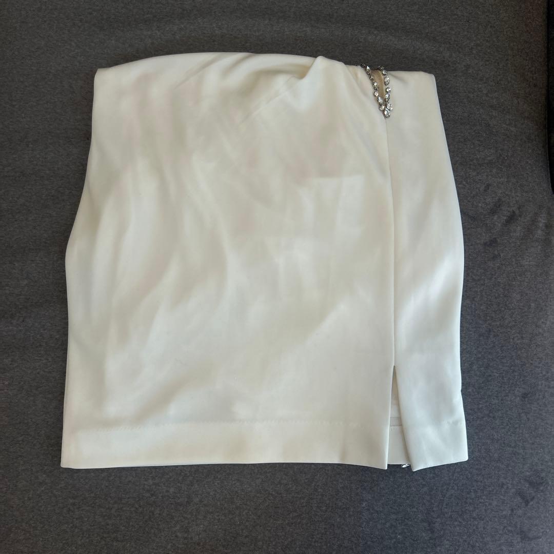 IRMA イルマ　キャバドレス　ホワイト　ミニ　タイト　ビジュー　シースルー