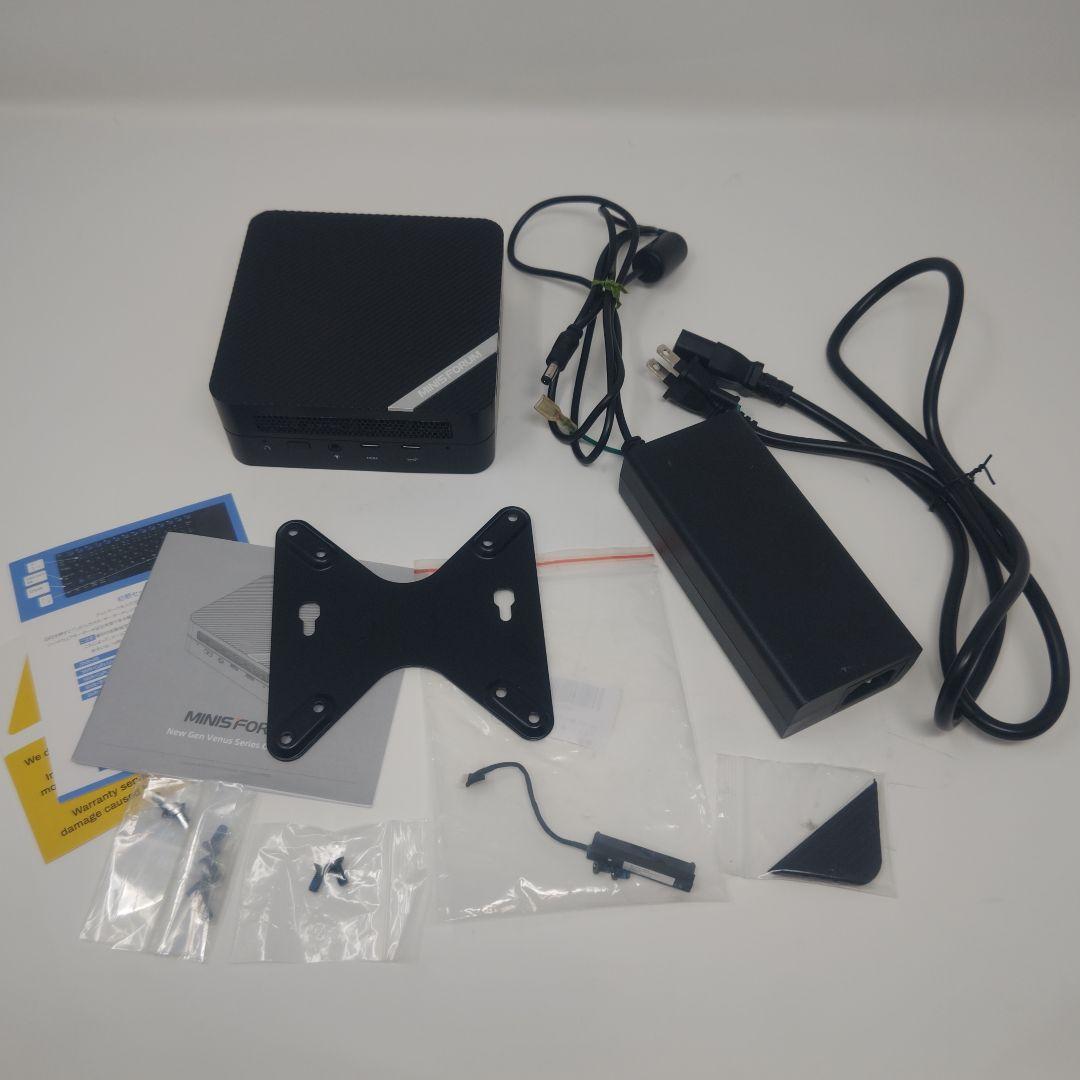 MINISFORUM　Venus Series UM690　ミニpc