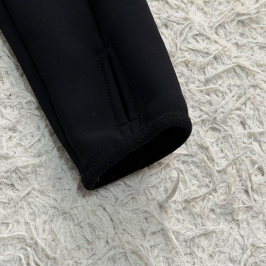 17088✨モンクレール M マグリアカーディガン フード収納 ブラック