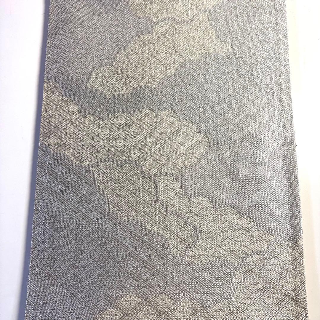 6k115 袋帯　絹　佐賀錦　菱文　銀色　白　柄物　和装　着物