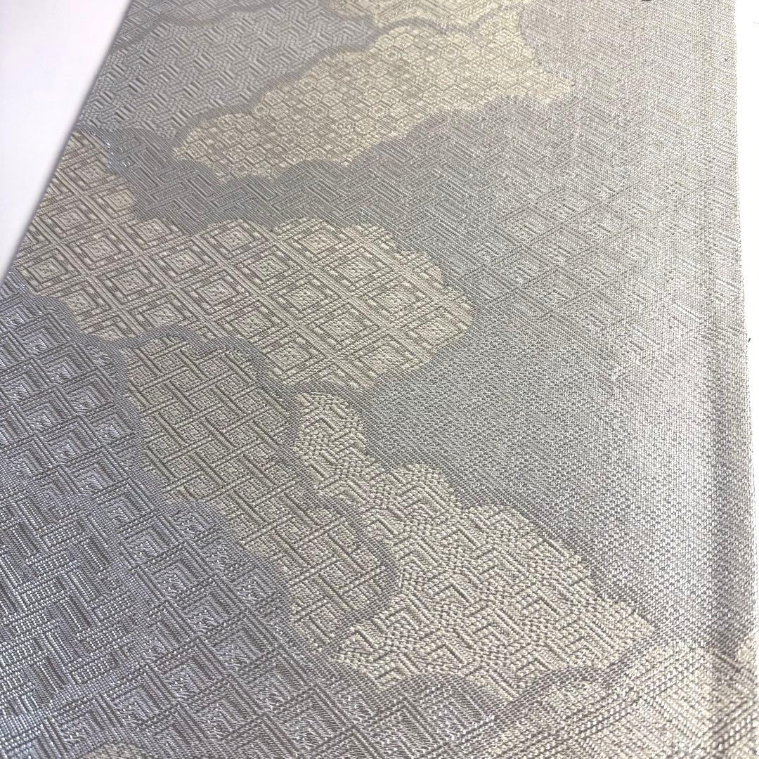 6k115 袋帯　絹　佐賀錦　菱文　銀色　白　柄物　和装　着物