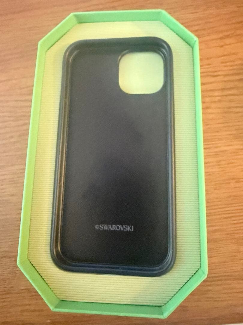 iPhone15ケース スワロフスキー