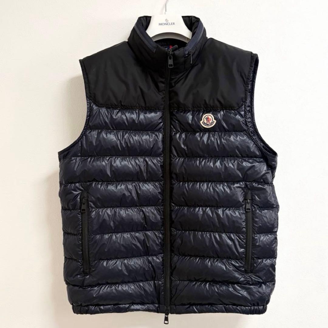 【美品サイズ3】モンクレール ORTAC GILET ダウンベスト ネイビー 黒