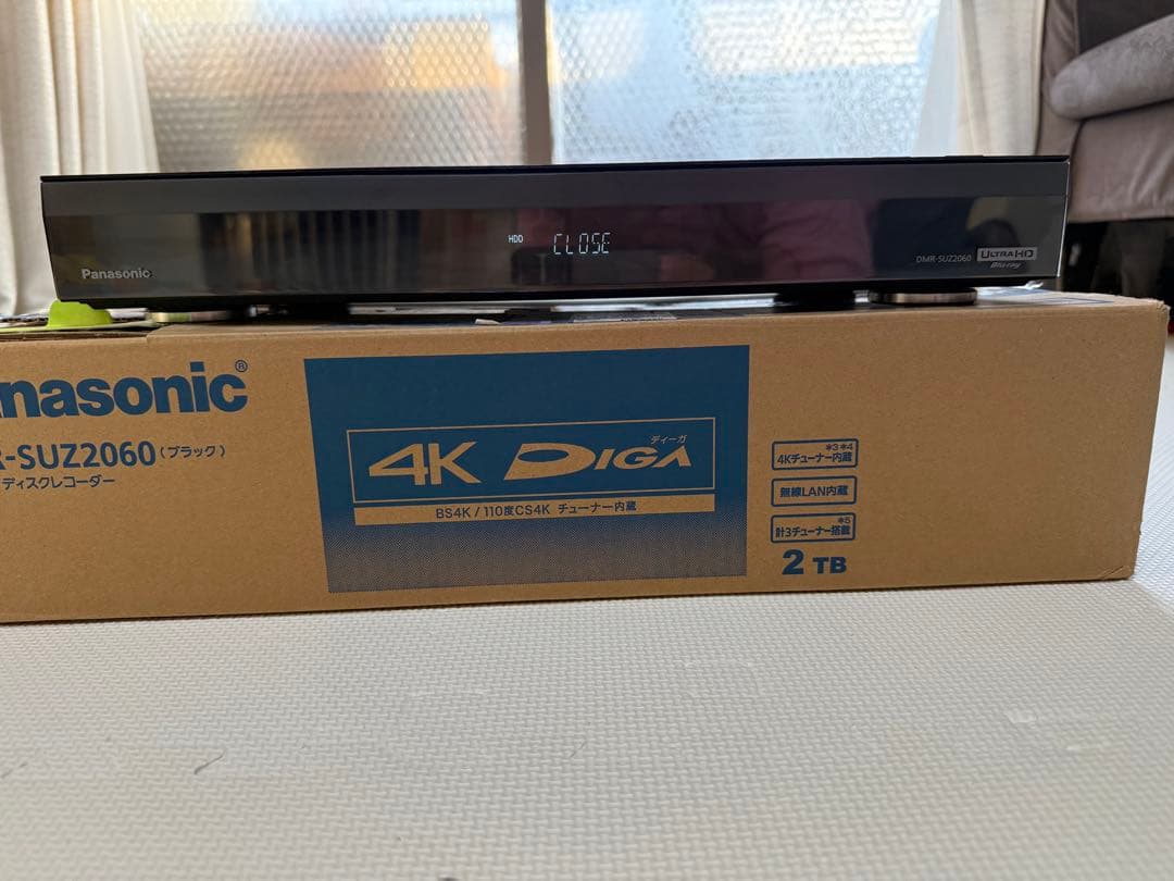 パナソニック 2TB 3チューナー レコーダー 4K DIGA SUZ2060