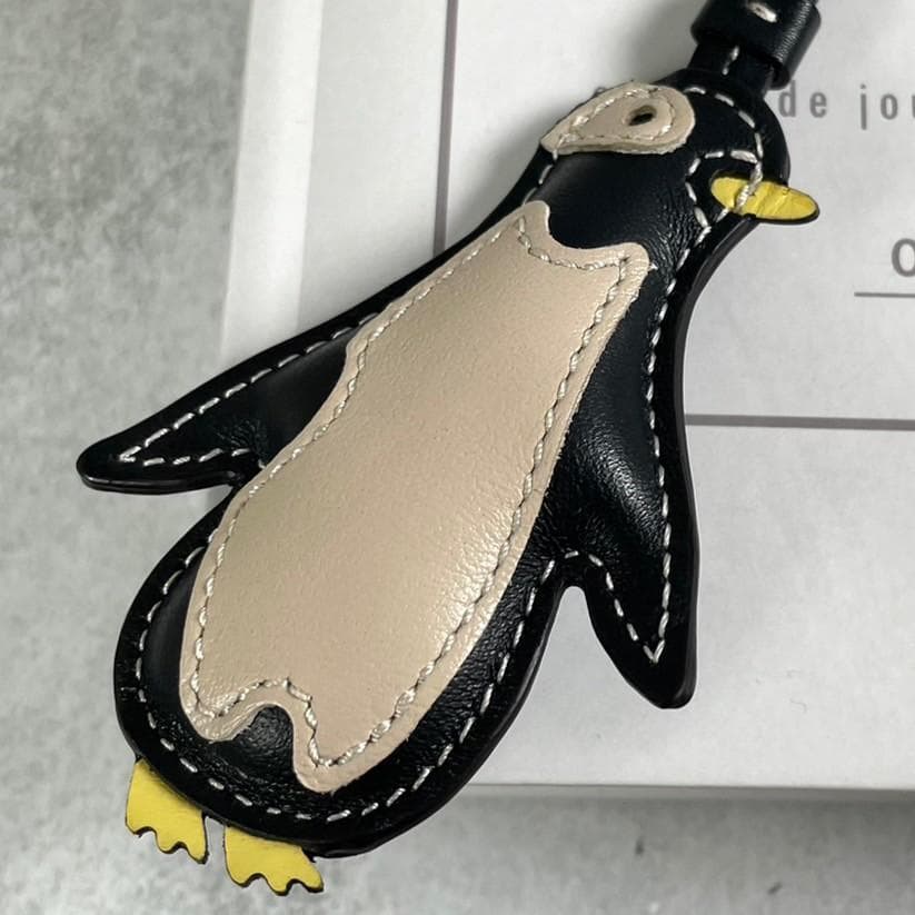 未使用級✨ボナベンチュラ ペンギンチャーム 箱付き アニマル