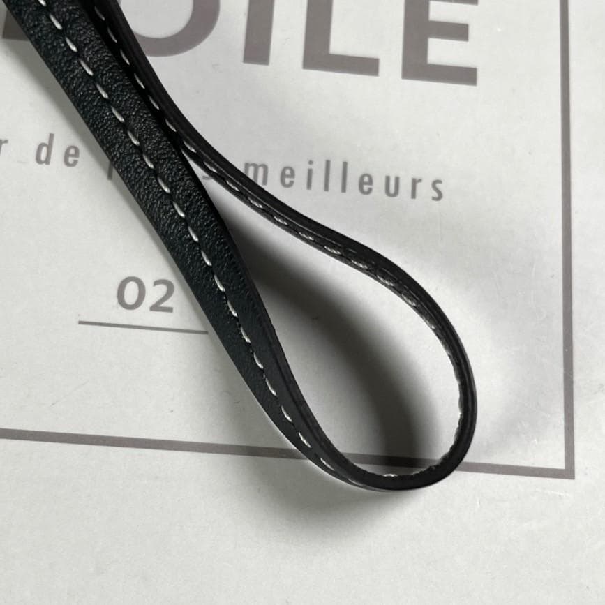 未使用級✨ボナベンチュラ ペンギンチャーム 箱付き アニマル