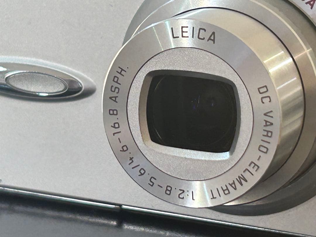 Panasonic Lumix DMC-FX01 シルバー デジタルカメラ