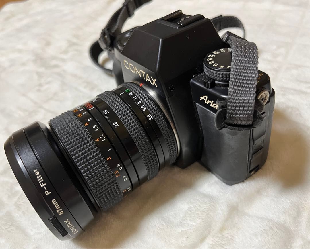 フィルムカメラ　CONTAX Aria （ストロボ付き）