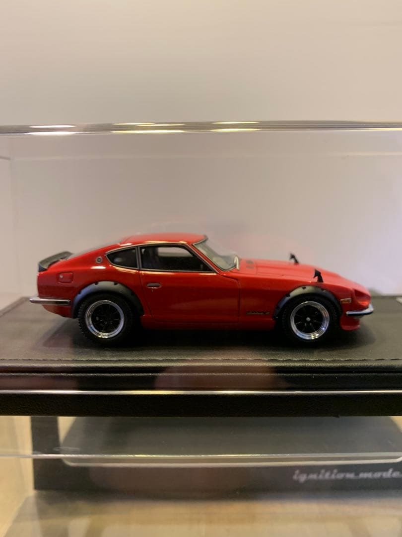イグニッションモデル　1/43 フェアレディ　Z S30 レッド
