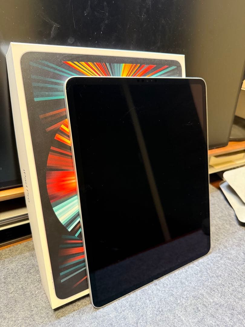 iPad Pro 12.9インチ（第5世代） + Apple Pencil