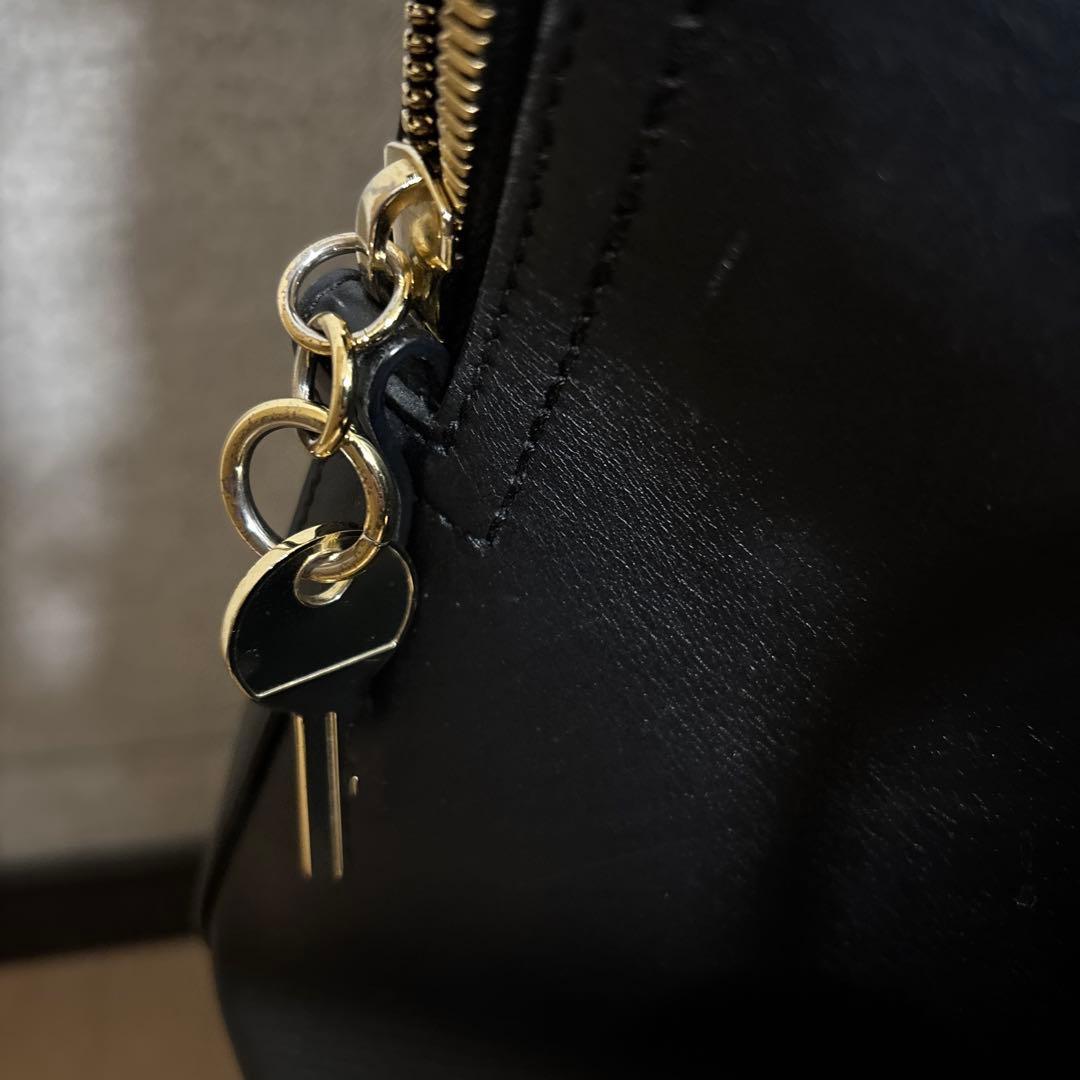 メゾンマルジェラ 5AC ハンドバッグ レザー 鍵 チャーム　ミディアム　黒