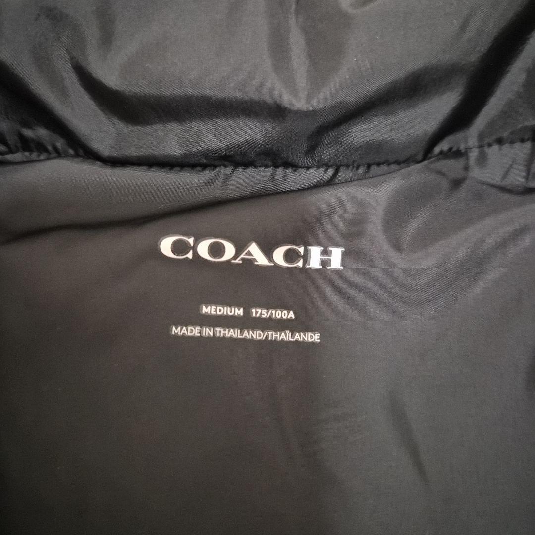 秋月COACH シグネチャーダウンベスト新品同様
