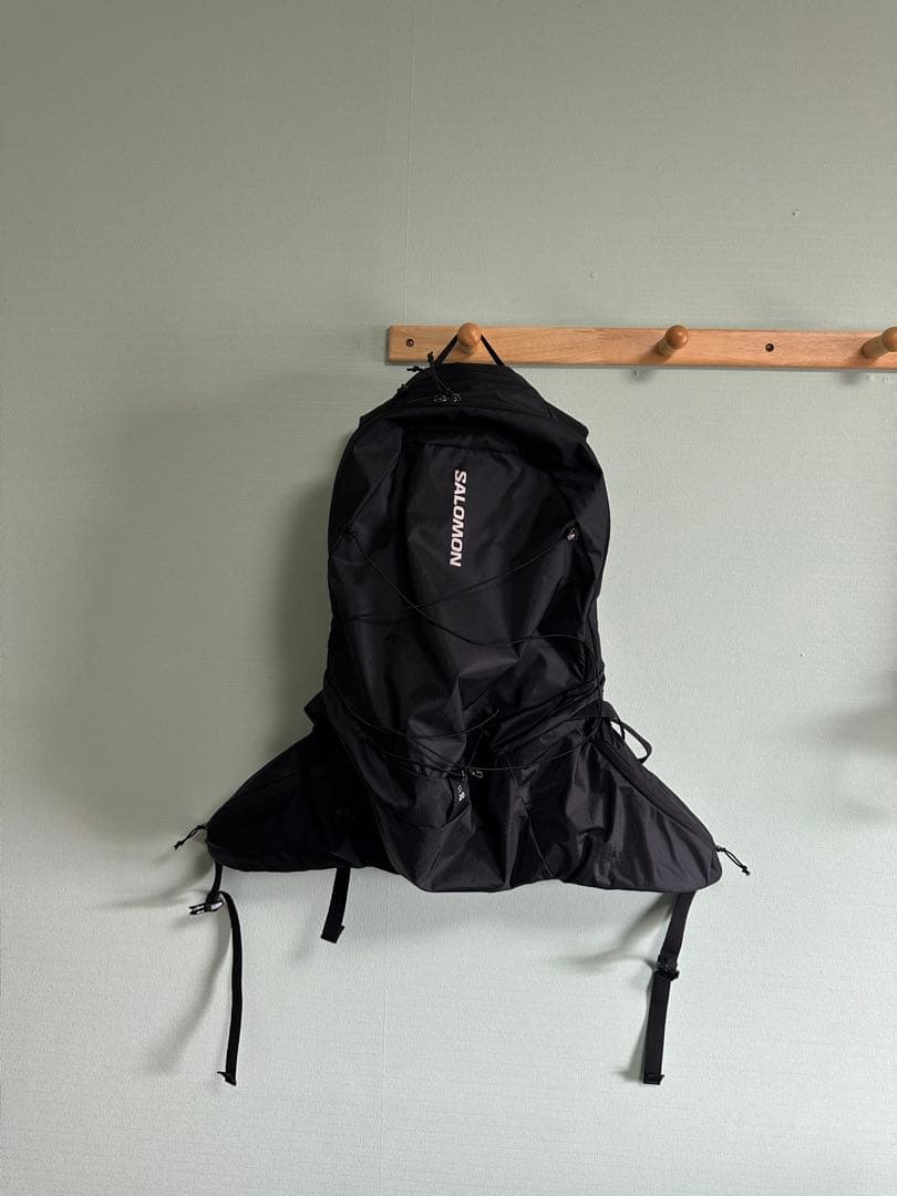 バッグ SALOMON xt20