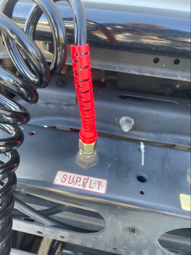 新しい　スパイラルエアーホース赤・黄２本セット