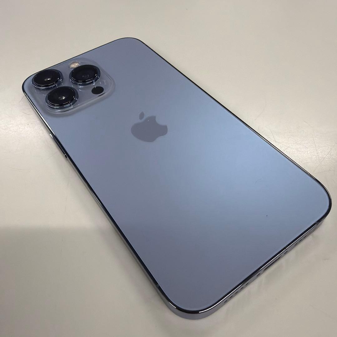 iPhone13 pro 256G 本体 ウォータープルーフケース等付属品多数