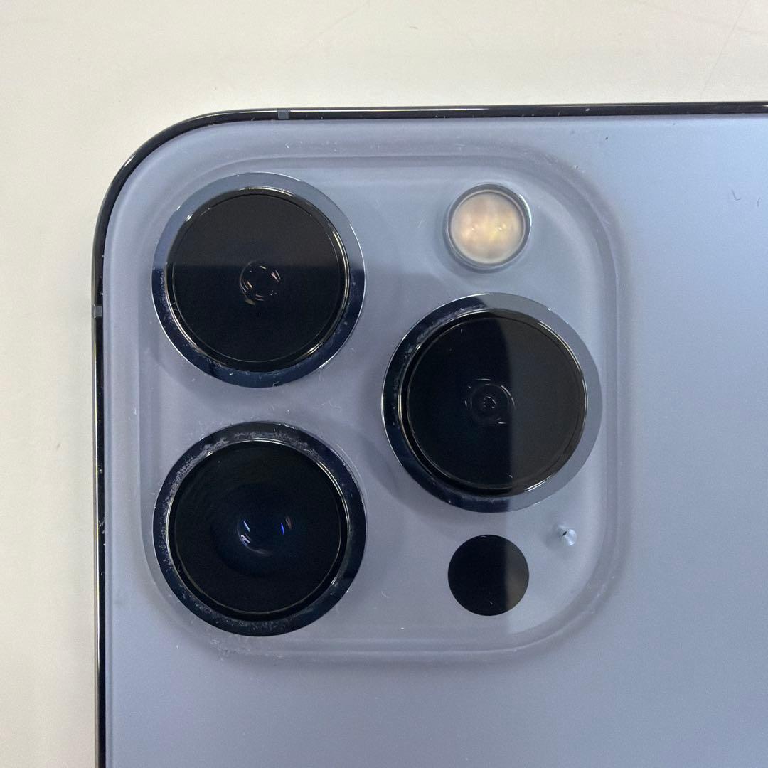 iPhone13 pro 256G 本体 ウォータープルーフケース等付属品多数