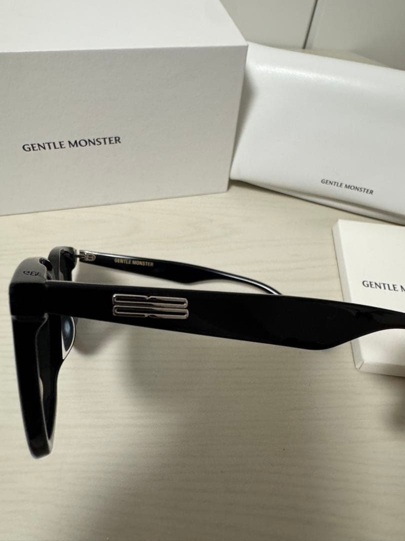 小物 GENTLE MONSTER HEIZER